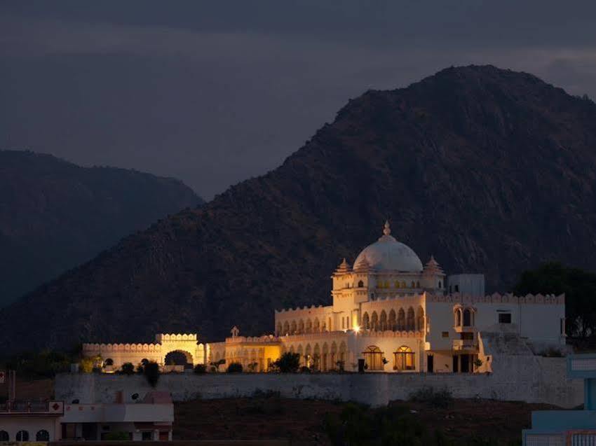 Gulaab Niwaas Palace Pushkar Buitenkant foto